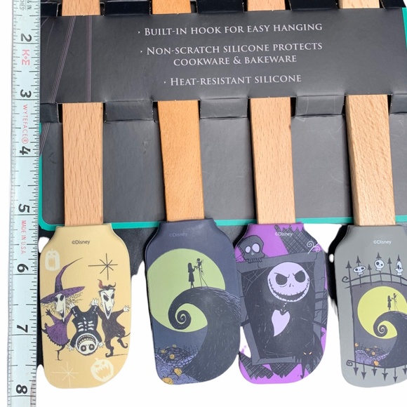 Nightmare Before Christmas Mini Spatula Set of 4 Multi Colored Silicone Wood NEW - Picture 4 of 5